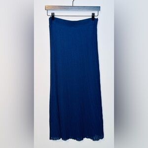 Vince Navy Blue Micro Pleated Textured Viscose Blend Knit Midi Skirt